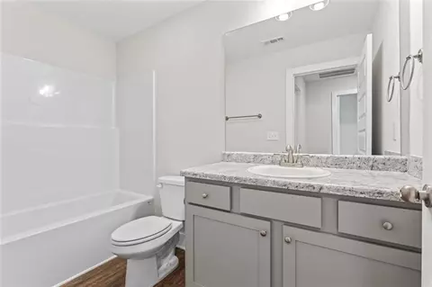 Bath - 11204 Cornerstone Way, Hampton, GA 30228 photo 5 of 5