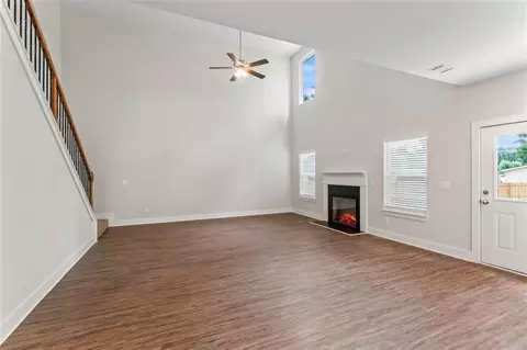 Living - 11204 Cornerstone Way, Hampton, GA 30228 photo 3 of 7