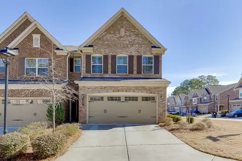 1327 Lanier Vista Dr, Buford, GA 30518