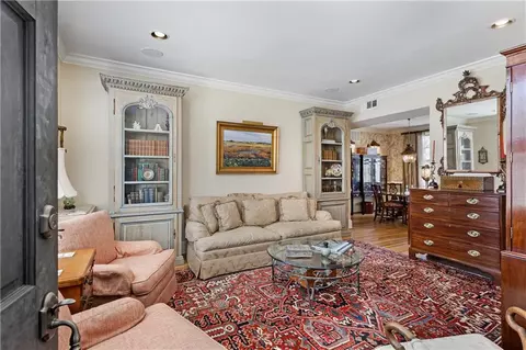 30 Collier Rd NW #6, Atlanta, GA 30309