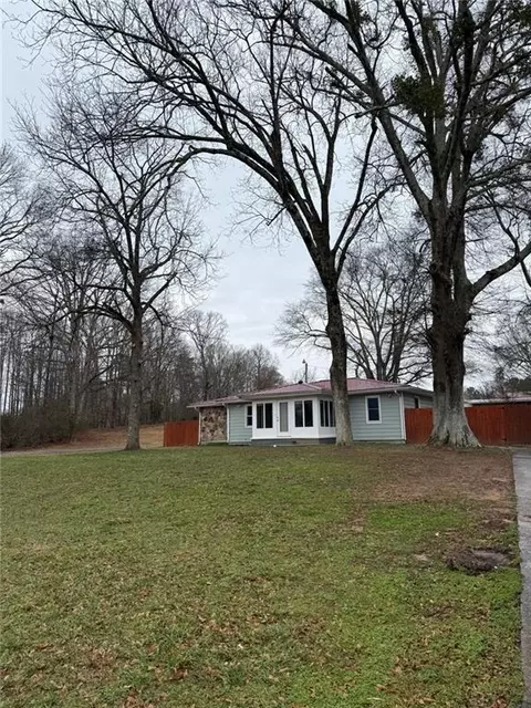 4069 Price Rd, Gainesville, GA 30506