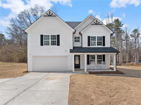 33 Farm Ln, Royston, GA 30662