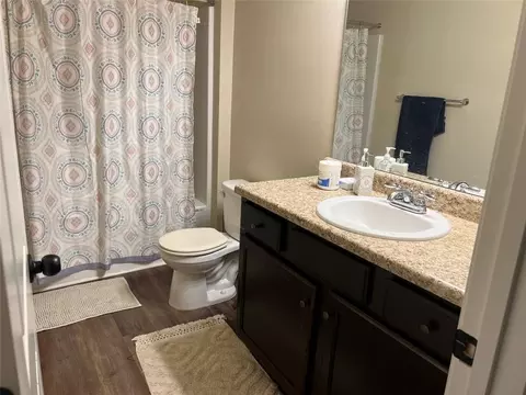 Bath - 2190 Bridgewater Pass, Hampton, GA 30228 photo 5 of 5
