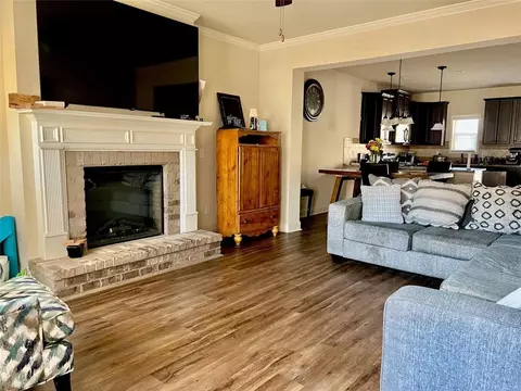 Living - 2190 Bridgewater Pass, Hampton, GA 30228 photo 1 of 2