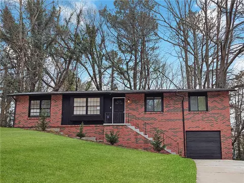 3230 Jamaica Rd NW, Atlanta, GA 30318