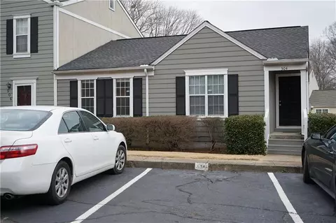504 Harbor Lake Ct, Marietta, GA 30066