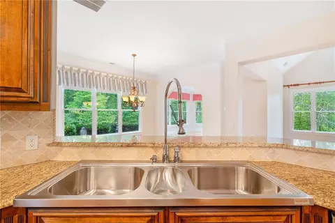 Kitchen - 7336 Eagle Ct, Jefferson, GA 30549 photo 6 of 9