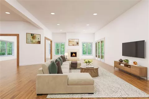 Living - 7336 Eagle Ct, Jefferson, GA 30549 photo 7 of 8