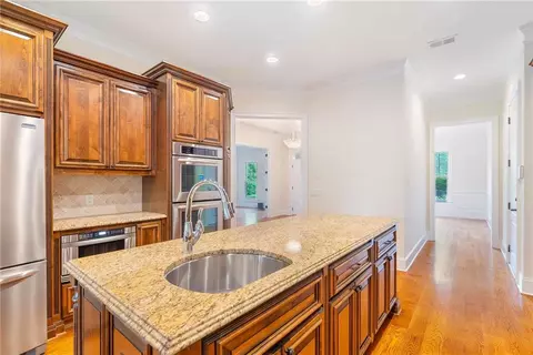 Kitchen - 7336 Eagle Ct, Jefferson, GA 30549 photo 5 of 9