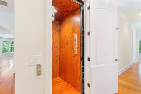 Entry Way - 7336 Eagle Ct, Jefferson, GA 30549 photo 2 of 2