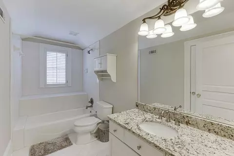 Bath - 3980 Saint Elisabeth Sq, Duluth, GA 30096 photo 9 of 10