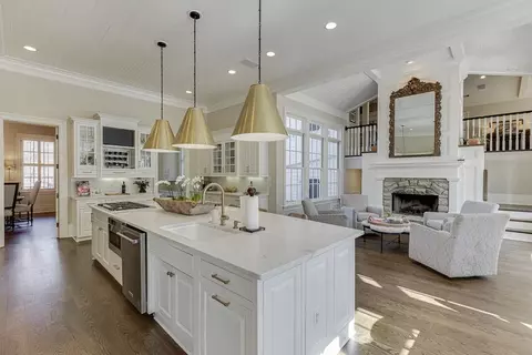 Kitchen - 3980 Saint Elisabeth Sq, Duluth, GA 30096 photo 5 of 9