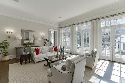 Living - 3980 Saint Elisabeth Sq, Duluth, GA 30096 photo 2 of 10