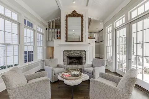 Living - 3980 Saint Elisabeth Sq, Duluth, GA 30096 photo 6 of 10