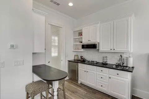 Kitchen - 3980 Saint Elisabeth Sq, Duluth, GA 30096 photo 8 of 9