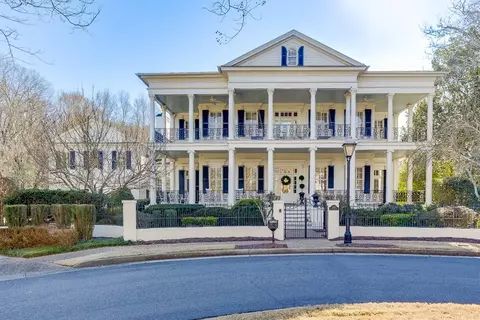 Exterior - 3980 Saint Elisabeth Sq, Duluth, GA 30096 photo 2 of 40