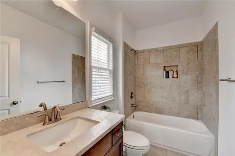 Bath - 875 Olmsted Ln, Duluth, GA 30097 photo 10 of 11