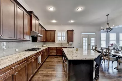 Kitchen - 875 Olmsted Ln, Duluth, GA 30097 photo 5 of 7