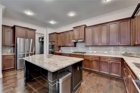 Kitchen - 875 Olmsted Ln, Duluth, GA 30097 photo 2 of 7