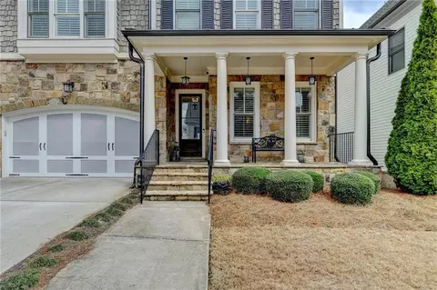 Exterior - 875 Olmsted Ln, Duluth, GA 30097 photo 3 of 15