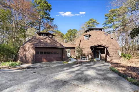 1275 S Deshon Rd, Lithonia, GA 30058