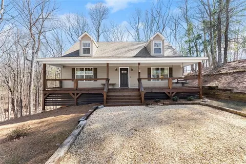 132 Clearview Dr, Cleveland, GA 30528