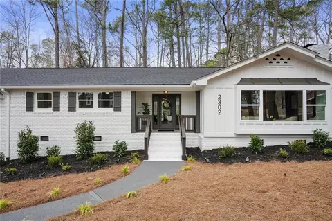 2302 Fairoaks Rd, Decatur, GA 30033