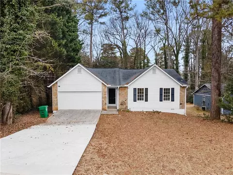2966 Knollberry Ln, Decatur, GA 30034