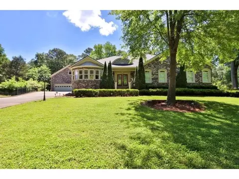 716 Counsel Dr NE, Marietta, GA 30068