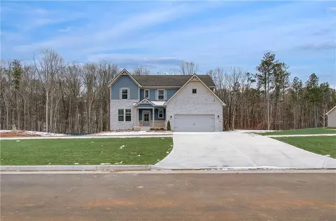 38 Slick Ct, Senoia, GA 30276