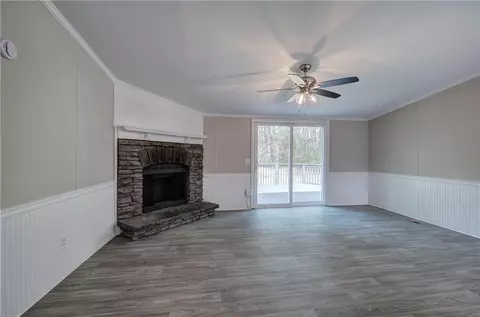 62 W Lakeview Dr, Temple, GA 30179 photo 15
