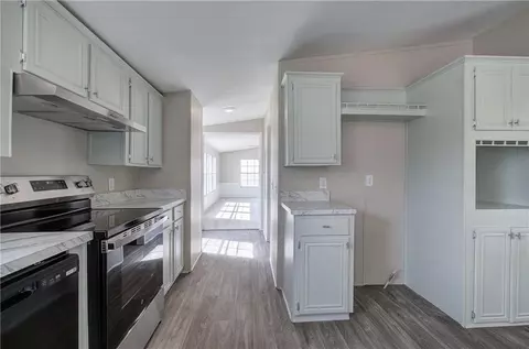 62 W Lakeview Dr, Temple, GA 30179 photo 9