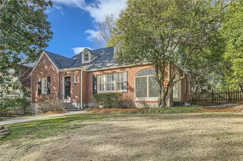 2876 Alpine Rd NE, Atlanta, GA 30305