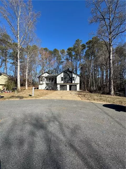 2520 Deerfield Dr NW, Kennesaw, GA 30144