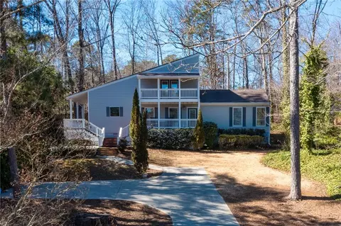 3550 Beaver Cove Rd, Cumming, GA 30041