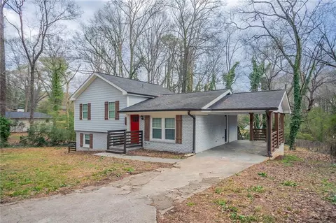 2304 Wesley Chapel Rd, Decatur, GA 30035