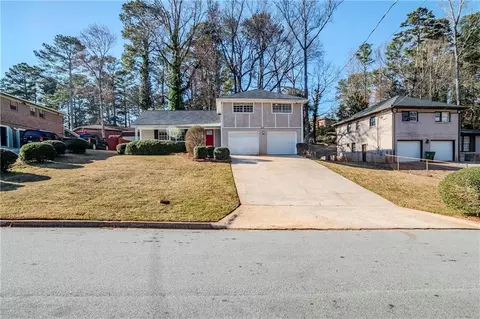 2236 Chestnut Hill Cir, Decatur, GA 30032