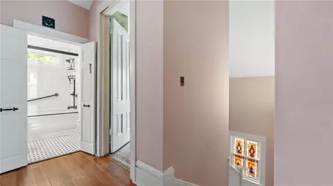 Entry Way - 316 E 3rd Ave, Rome, GA 30161 photo 7 of 10