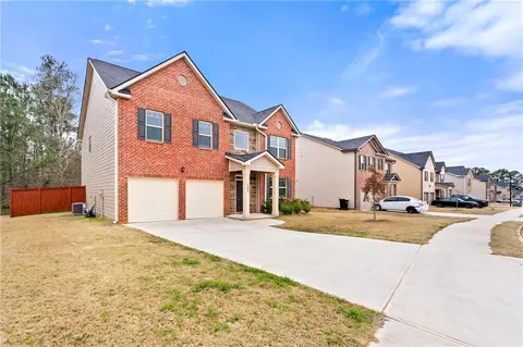 1695 Beckworth Ln, Hampton, GA 30228 photo 2