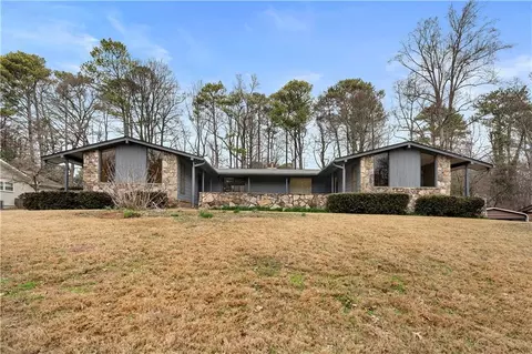 2533 Schooner Cv, Snellville, GA 30078