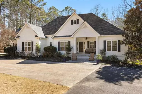 105 Leisure Trl, Peachtree City, GA 30269
