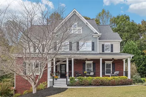 2064 Democracy Dr, Buford, GA 30519