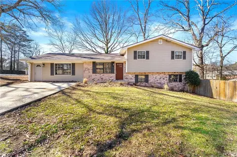 3385 Lyndale St, Douglasville, GA 30135