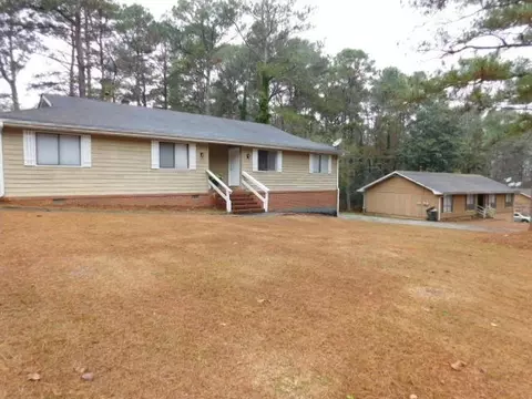 4891 Valley Dale Dr, Lilburn, GA 30047