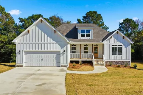 107 Bob White Dr, Calhoun, GA 30701