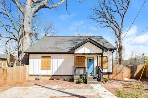 1114 Oak Knoll Ter SE, Atlanta, GA 30315