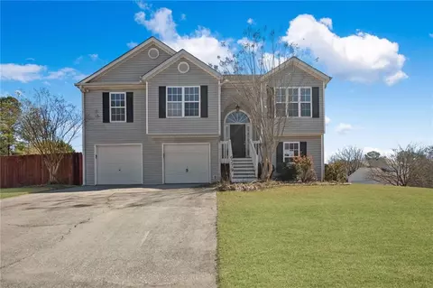 6279 Nellie Br SE, Mableton, GA 30126