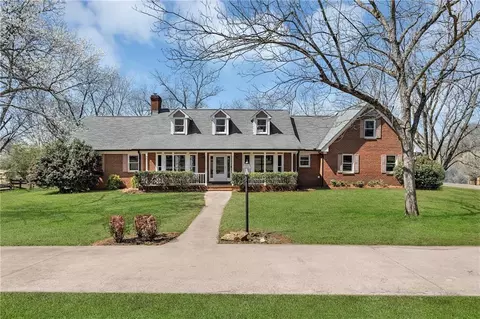 545 Highway 155 N, Mcdonough, GA 30253