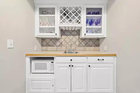 Kitchen - 1884 Point River Dr, Duluth, GA 30097 photo 8 of 8