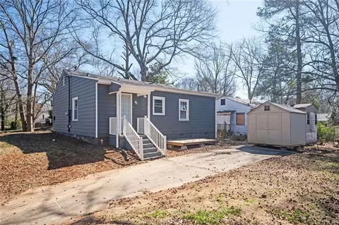 1073 Oakland Drive Dr SW, Atlanta, GA 30310